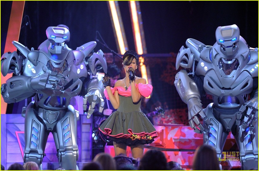 Rihanna with robots